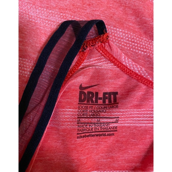 Nike Dri Fit Tank NWOT loose fit 😎 cute & comfy - Picture 3 of 3